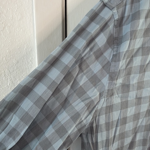 Faherty blue plaid long sleeve button down shirt Size XL - Picture 6 of 11